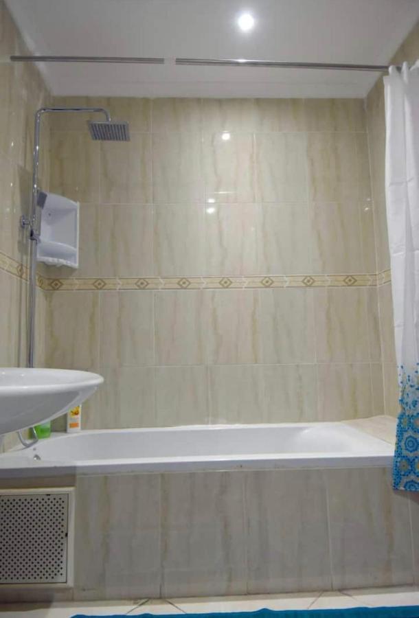 Appartement Elegant Et Climatise Au Centre Avec Terrasse - Proche Plage Et Attractions ! タンジェ エクステリア 写真