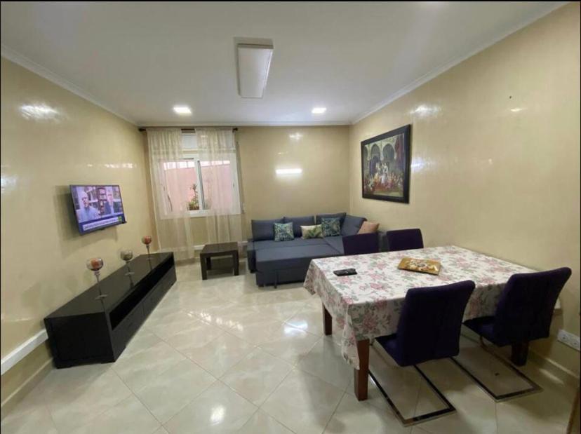 Appartement Elegant Et Climatise Au Centre Avec Terrasse - Proche Plage Et Attractions ! タンジェ エクステリア 写真