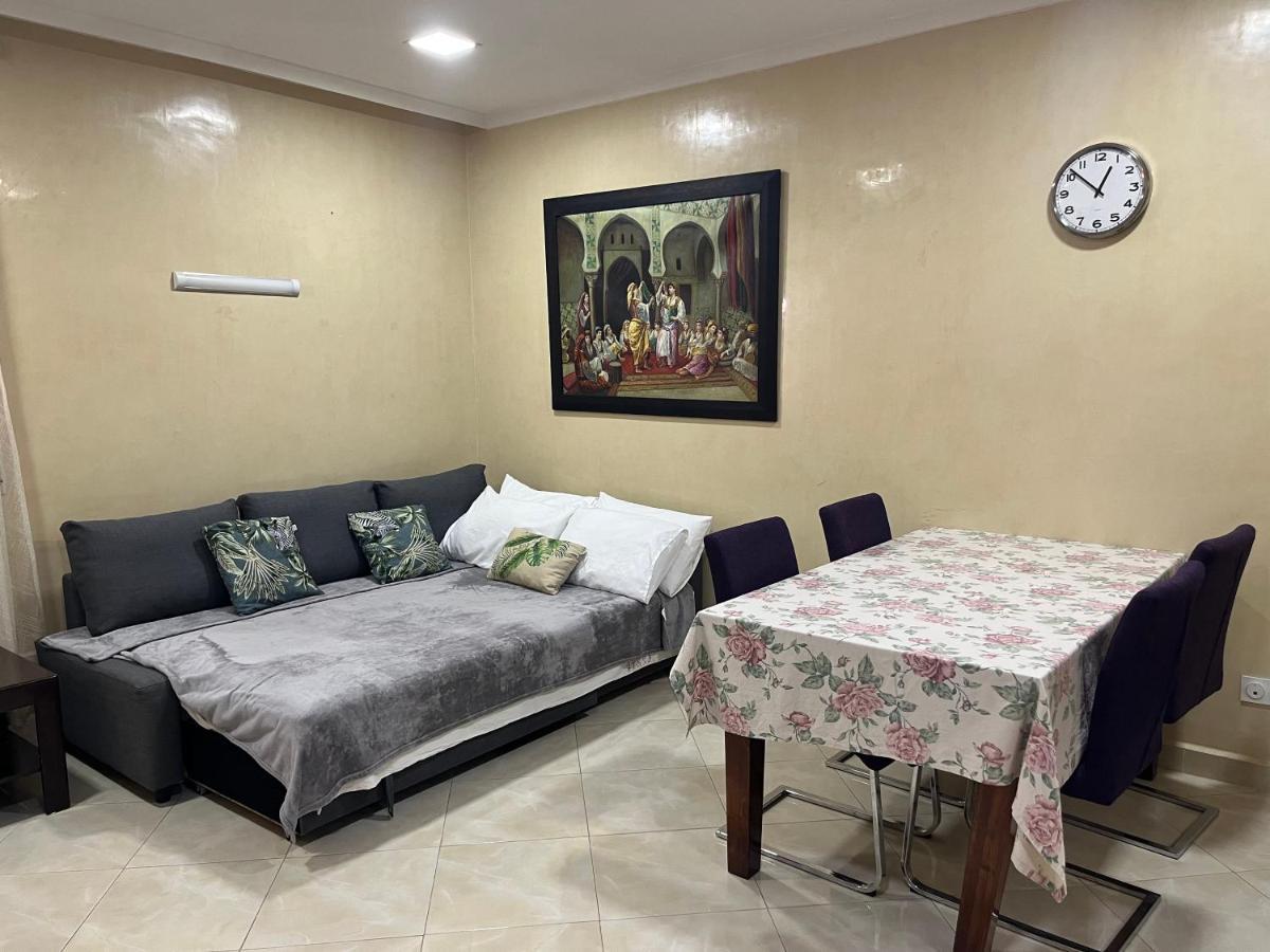 Appartement Elegant Et Climatise Au Centre Avec Terrasse - Proche Plage Et Attractions ! タンジェ エクステリア 写真