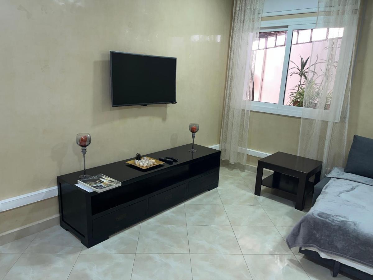 Appartement Elegant Et Climatise Au Centre Avec Terrasse - Proche Plage Et Attractions ! タンジェ エクステリア 写真